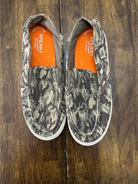 Sperry Slip-On Camo Canvas Sneakers with Orange Insole